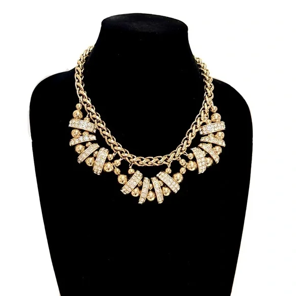 BANANA REPUBLIC | NWT | Sparkling Gold & Crystal Statement Necklace | $98 - Picture 4 of 7